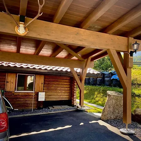 Tiroler Blockhaus דירה *