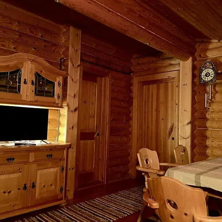 شقة Tiroler Blockhaus